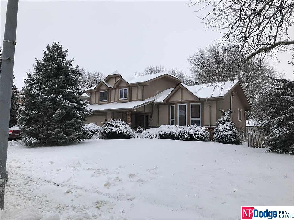 1st image of 2711 N 126th Cir