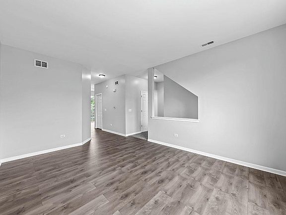 3rd image of 224 S Alder Creek Dr