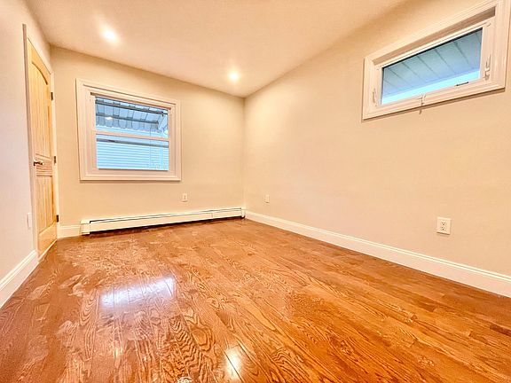 5th image of 24 Eileen Ave #1F