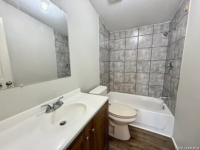319 E Zipp Rd — Photo 12