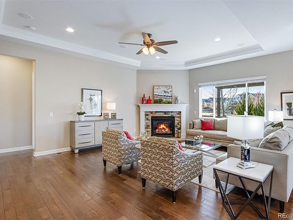 5th image of 926 Green Mountain Drive