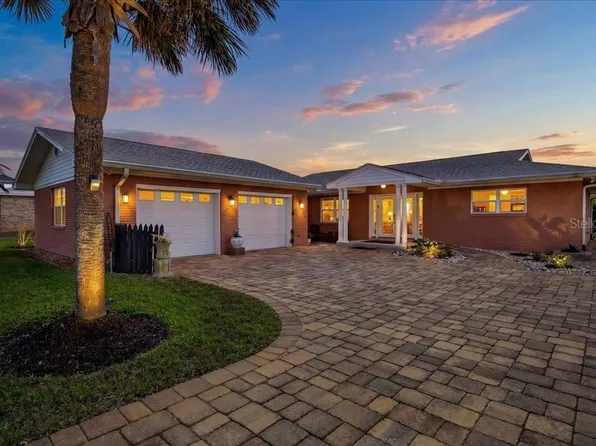 6 Beachside Dr, Palm Coast, FL 32137