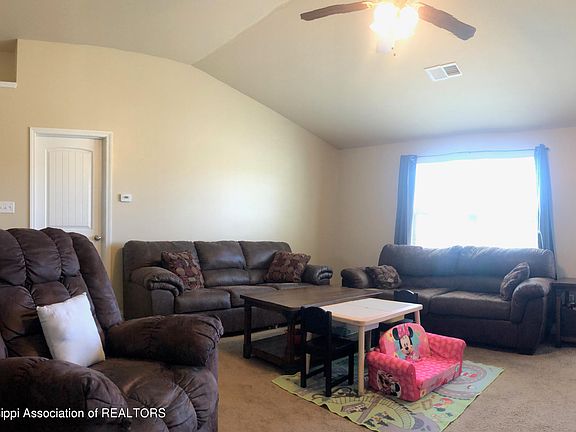 3rd image of 7761 Brierfield Dr