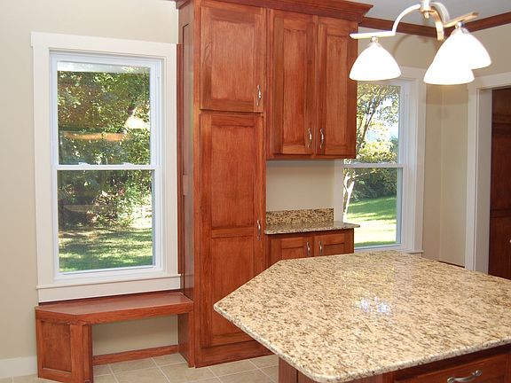 Kitchen - with side view