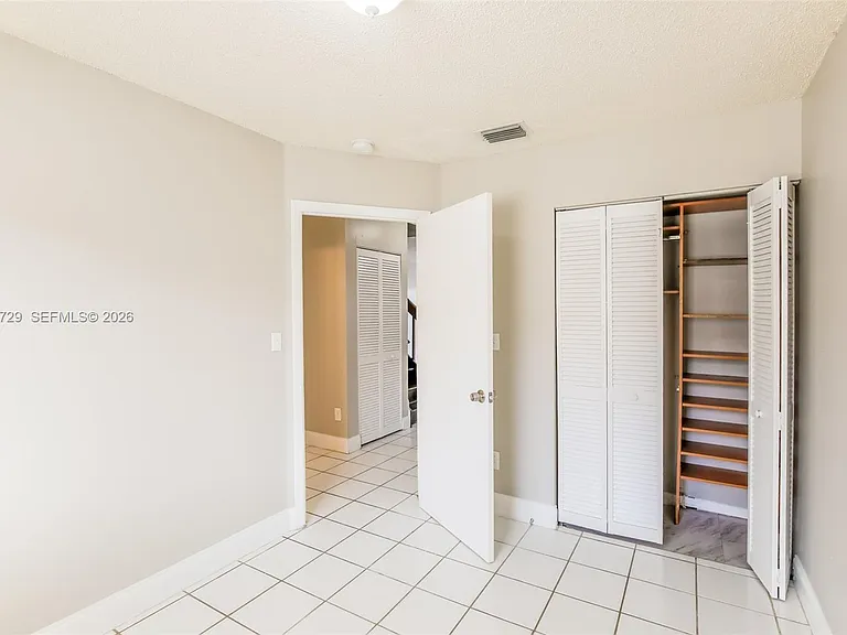 13921 SW 173rd Ter — Photo 12