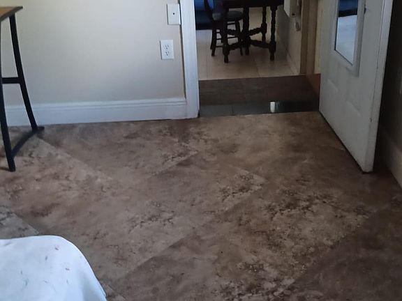 5th image of 6325 Crestwood Ave