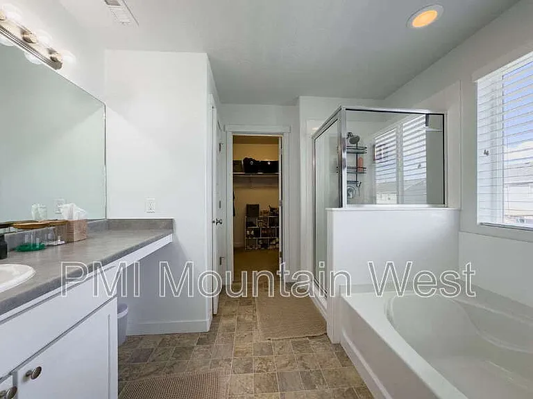 3565 S Water Lilly Ln — Photo 36