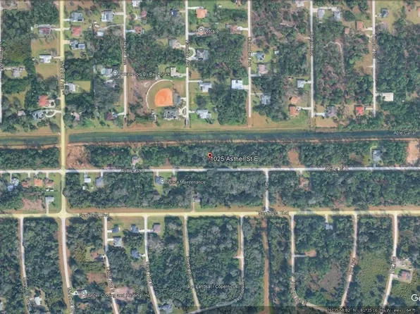 1025 Asther St E, Lehigh Acres, FL 33974