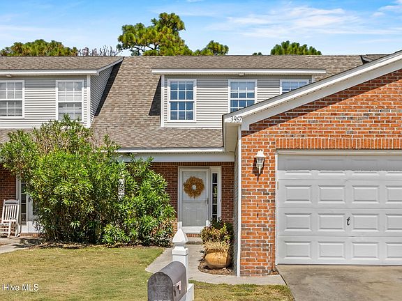 3rd image of 3967 Winds Ridge Drive