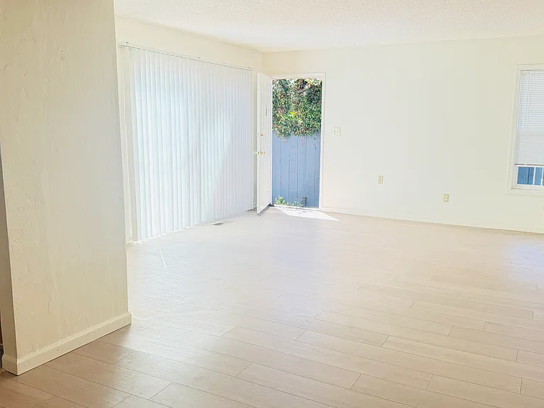 808 Balboa Ave #4 — Photo 7