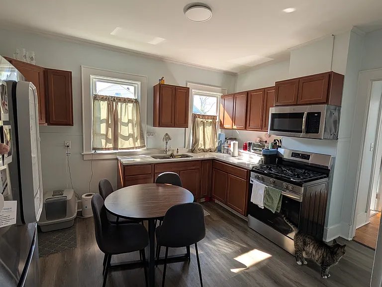 443-445 Hamilton St #2B — Photo 3