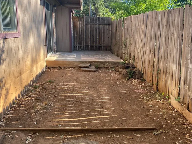 1124 Layton Rd — Photo 11