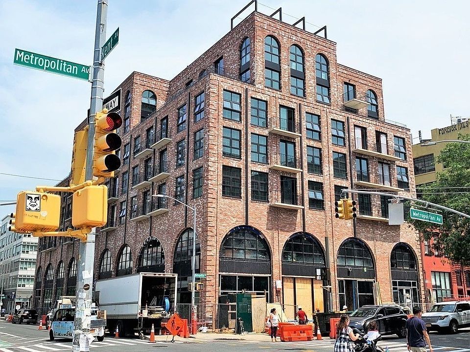 1st image of 187 Kent Ave #435