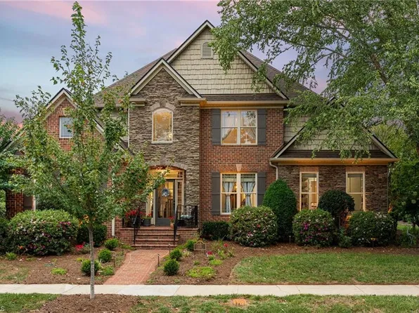 122 Knicker Ln, Bermuda Run, NC 27006