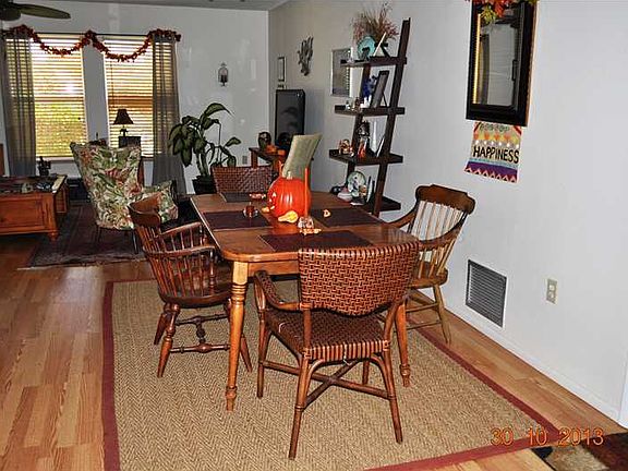 5th image of 2031 Forked Creek Dr