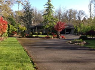 5580 Carman Dr, Lake Oswego, OR 97035