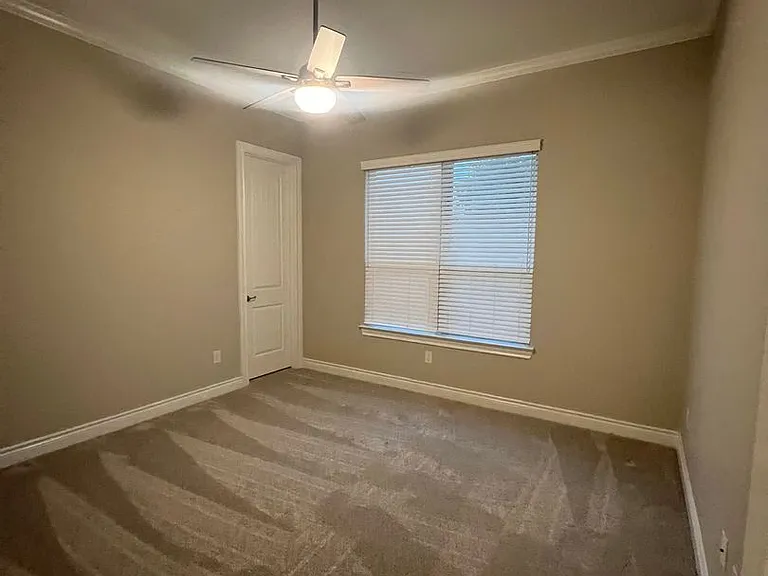 4811 Viewcrest Rd — Photo 23