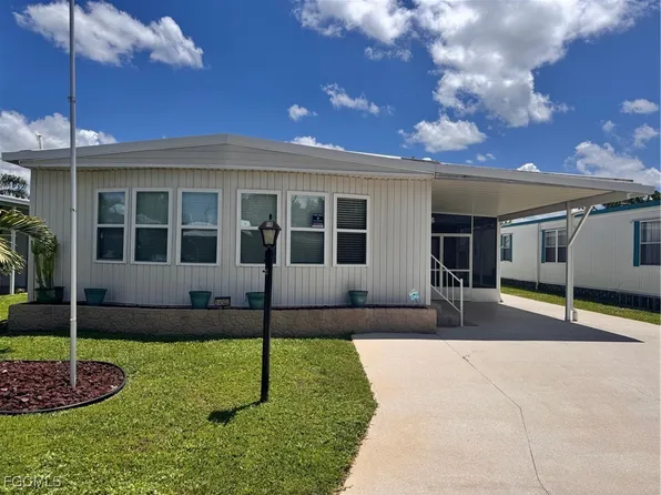 14502 Nathan Hale Ln, North Fort Myers, FL 33917