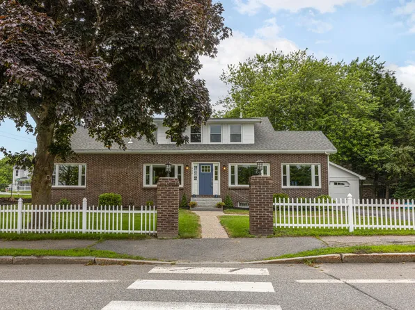 950 Baxter Boulevard, Portland, ME 04103