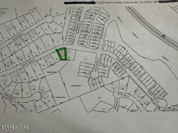 10230 Autumn Valley Ln, Knoxville, TN 37922