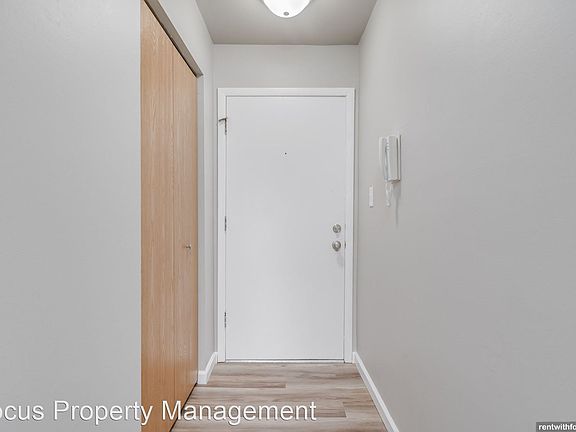 5th image of 1740 Lombard Ave #20