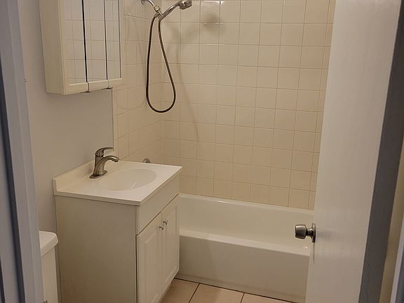 2nd image of 2420 Randall Ln APT 3E