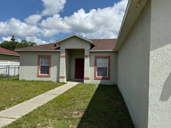 944 Louvre Ct, Kissimmee, FL 34759