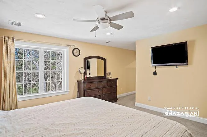 250 Willow St — Photo 19