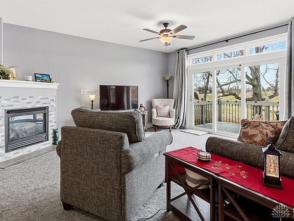 4th image of 2604 Eagle View Dr