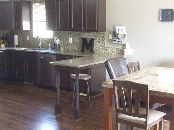 4th image of 1700 Jennifer Dr