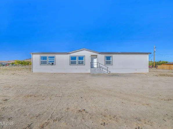 1020 W 8th St, Silver Springs, NV 89429