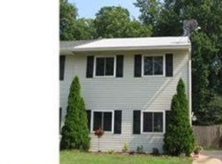 10 Hamal Ct, Turnersville, NJ 08012