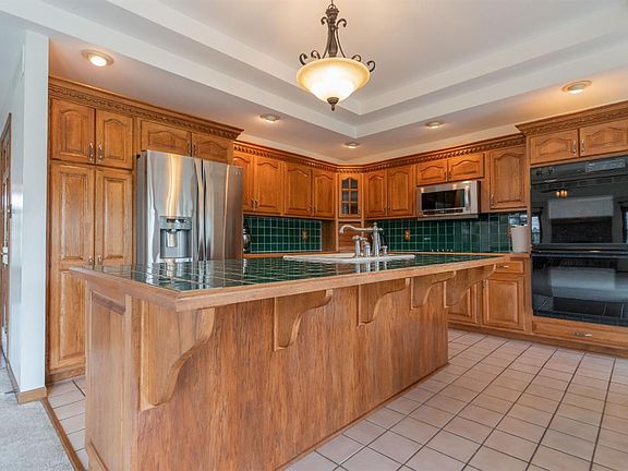 2nd image of 5141 E 105th Ln