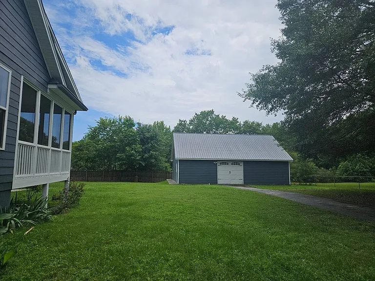 210 Pine Valley Rd — Photo 3