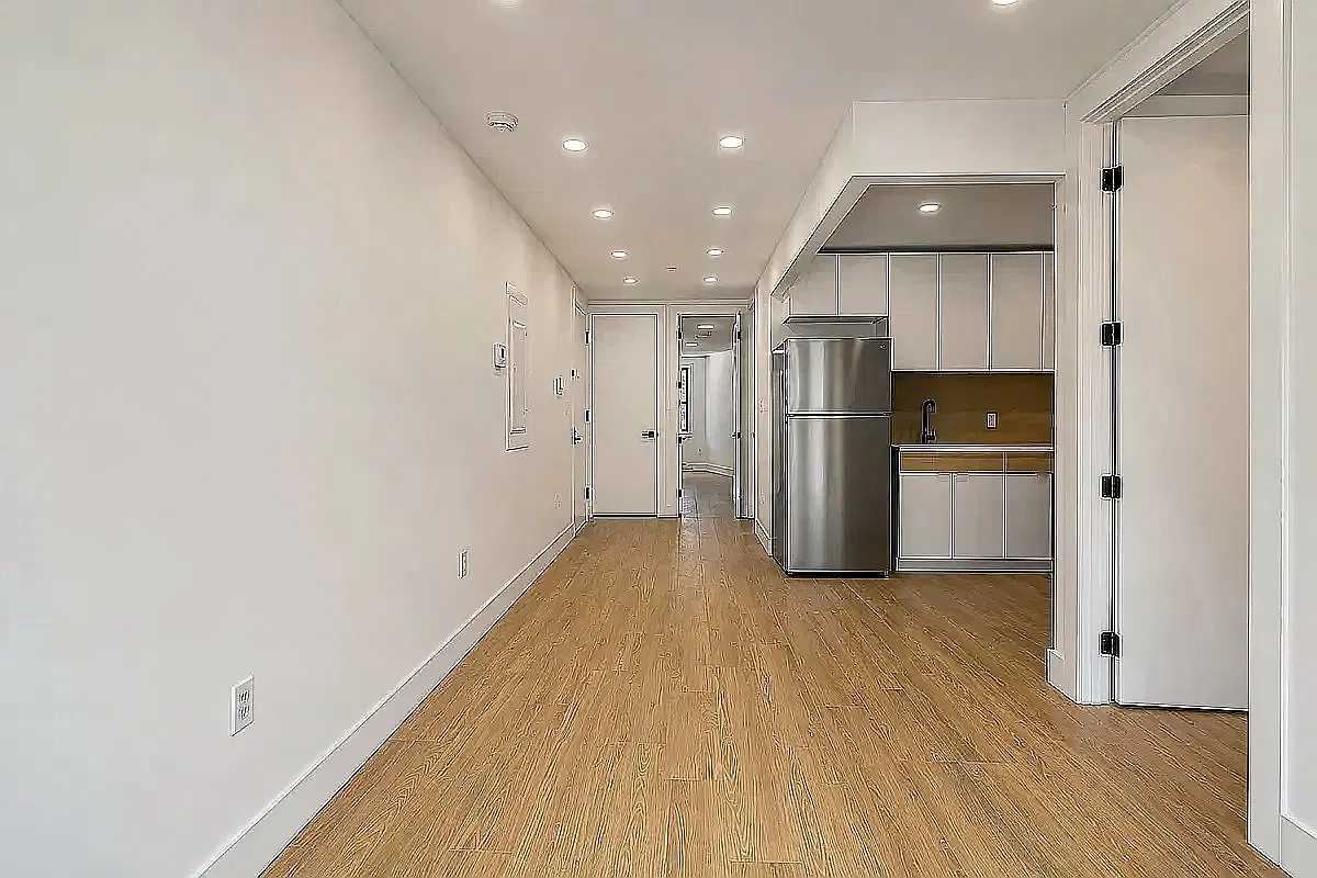 175 Rochester Avenue — Photo 4