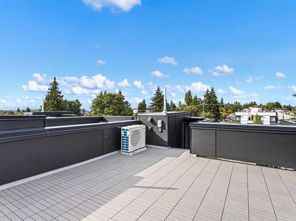 6318 41st Avenue SW #3C, Seattle, WA 98136