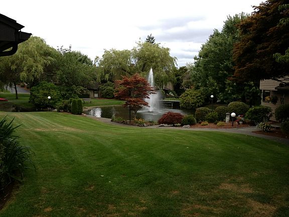 4th image of 10836 Glen Acres Dr S