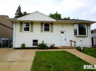 3516 Central Ave, Bettendorf, IA 52722