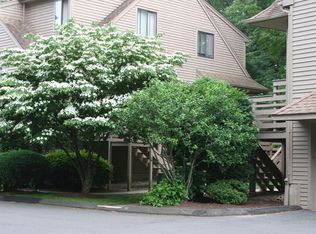 210 Treadwell St UNIT 403, Hamden, CT 06517