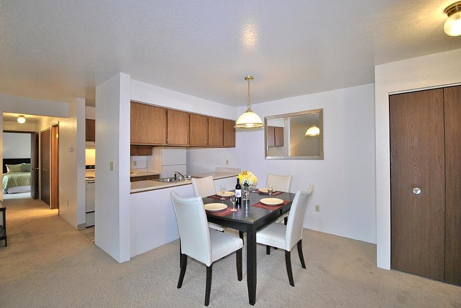 1st image of 6259 Village Green Cir APT 4