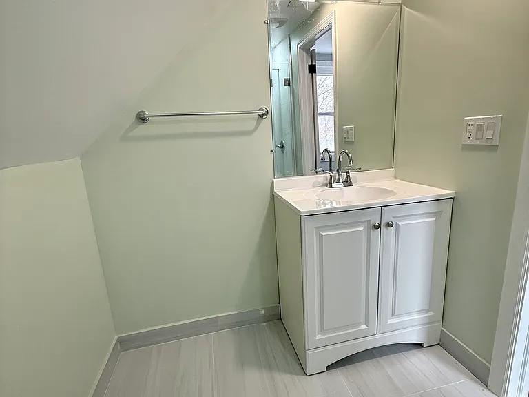 21 Edgar St #2 — Photo 18