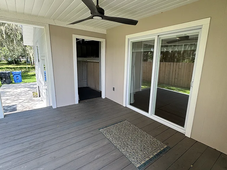 10430 Lithia Pinecrest Rd — Photo 11