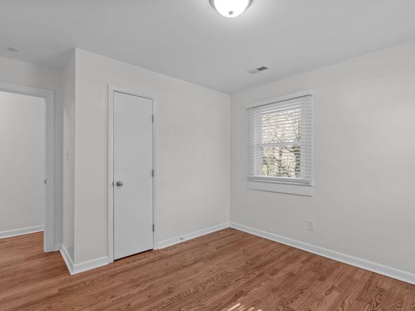 raleigh-north-carolina-447288531 picture