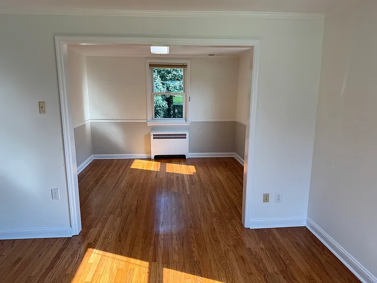213 Walnut Hill Ln — Photo 5