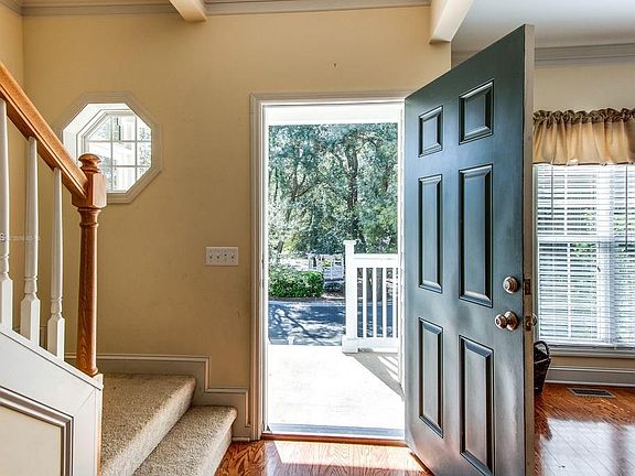 3rd image of 45 Peregrine Dr