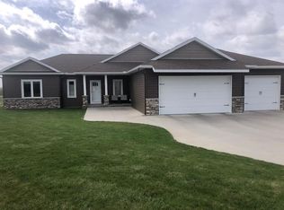 15302 Hillside Ln SE, Chatfield, MN 55923