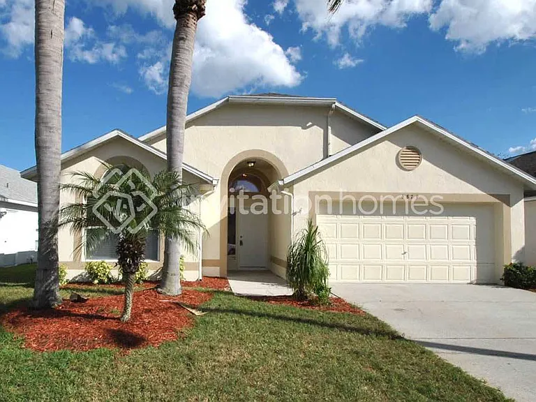 6879 Raccoon Ct — Photo 1