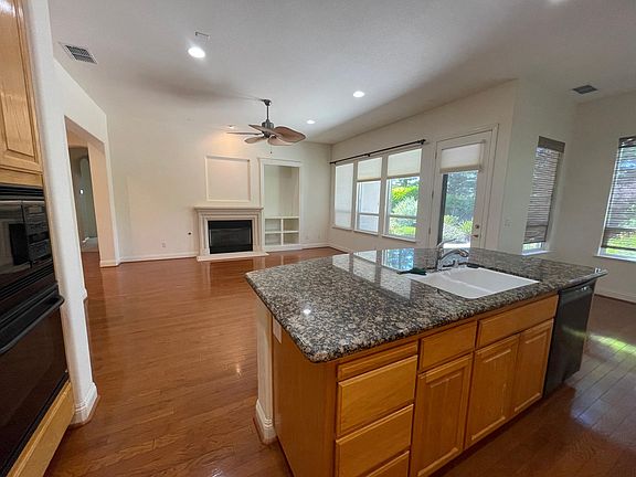 5th image of 1888 Grey Owl Cir
