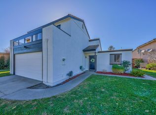 792 Alvarado Dr, Salinas, CA 93907