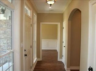 5398 Maycomb Ave, Hahira, GA 31632
